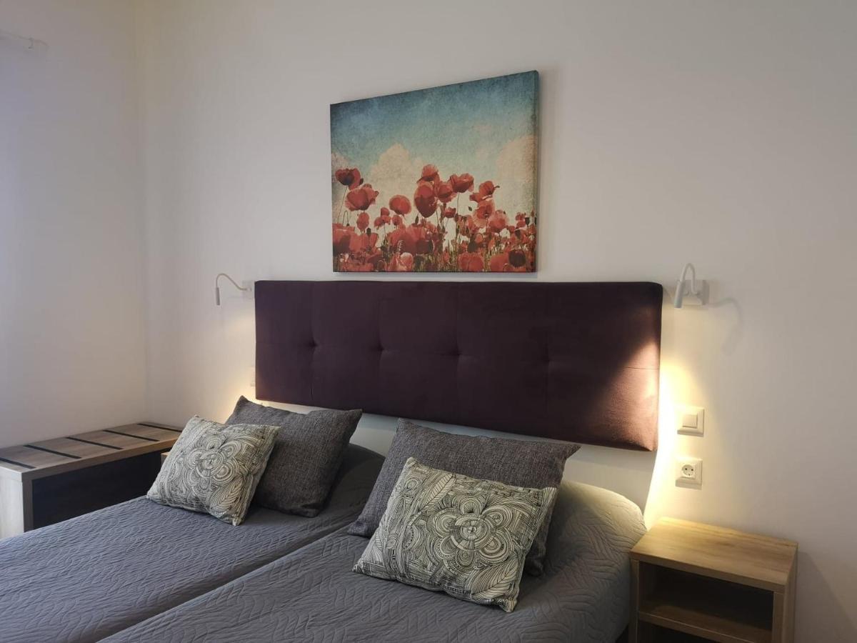 Mina Studios Platys Gialos  Buitenkant foto