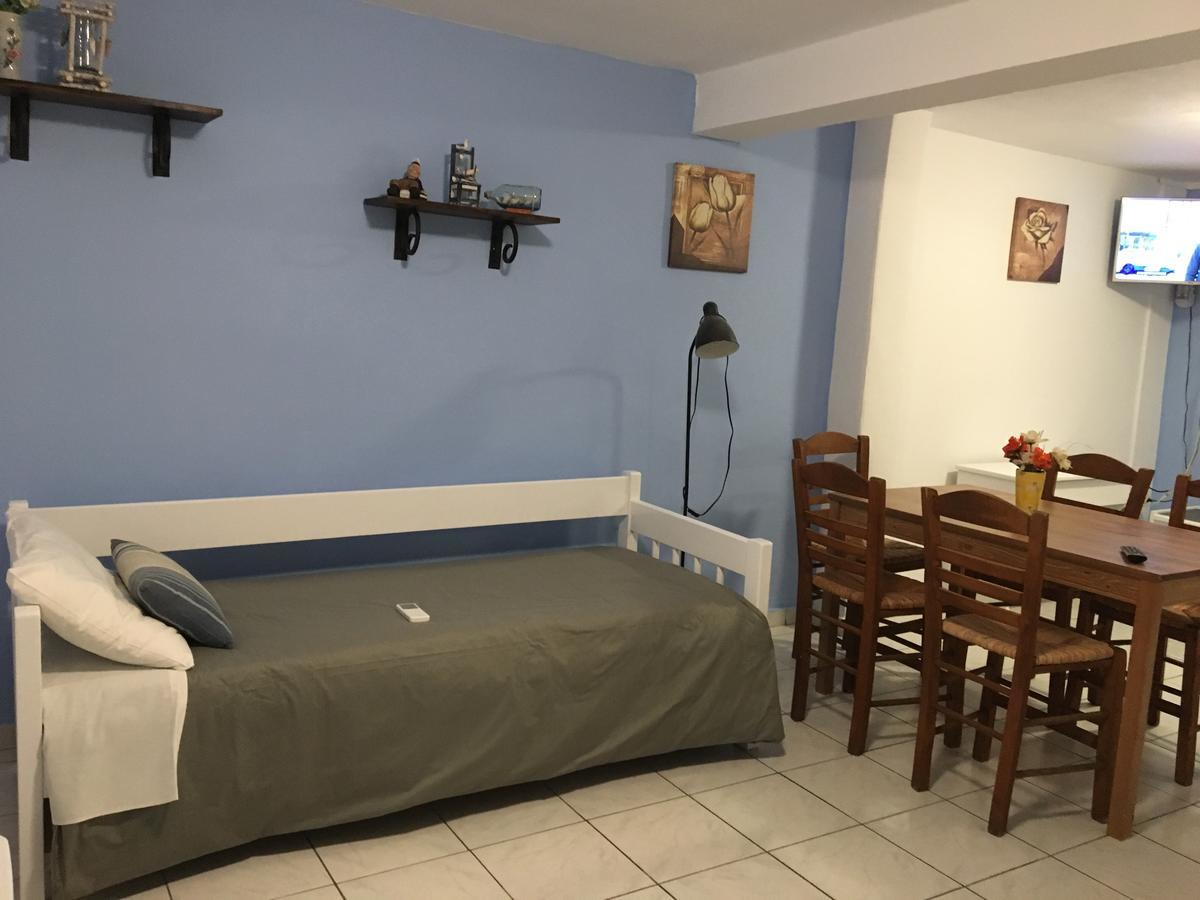 Mina Studios Platys Gialos  Buitenkant foto