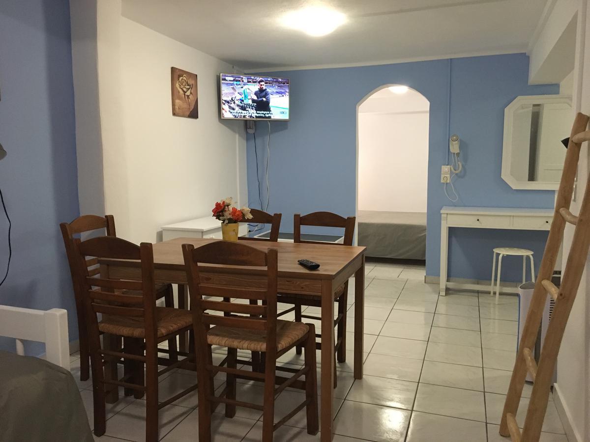 Mina Studios Platys Gialos  Buitenkant foto